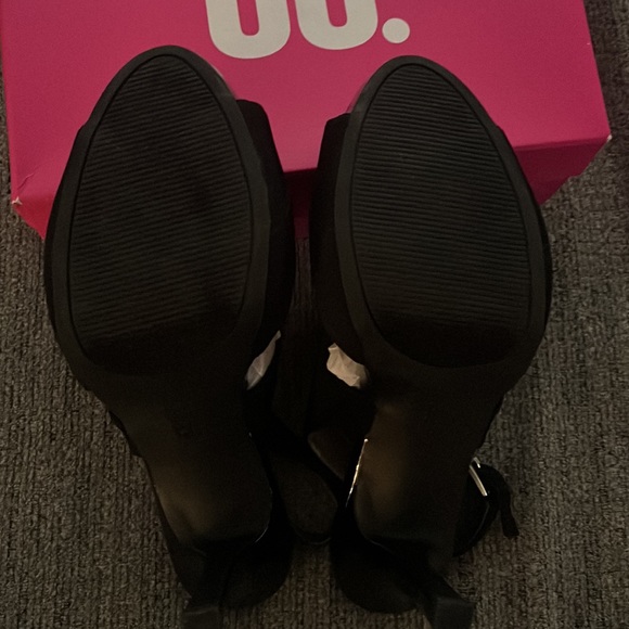 Open toe heels - Picture 4 of 4